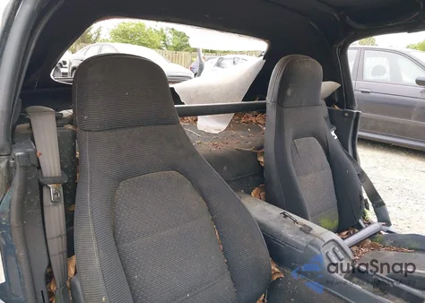 1997 Mazda Mx-5 Miata Leather Pkg/M Edition/Popular Equipment Pkg/R Pkg./Sto/Touring Pkg z USA, uszkodzony, nr VIN JM1NA3533V0721993